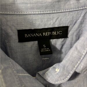 Banana Republic Women’s Blue Shirt